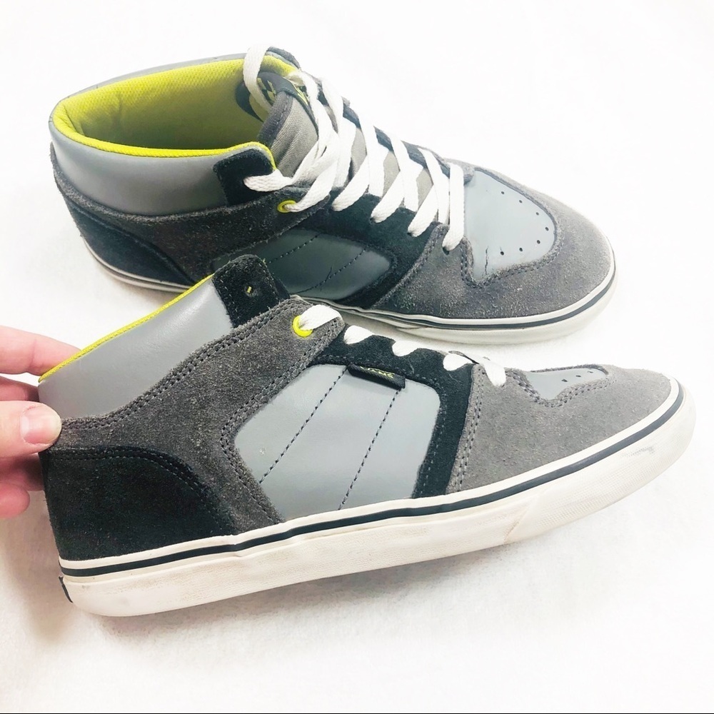 🔥 Vans gray and black high tops